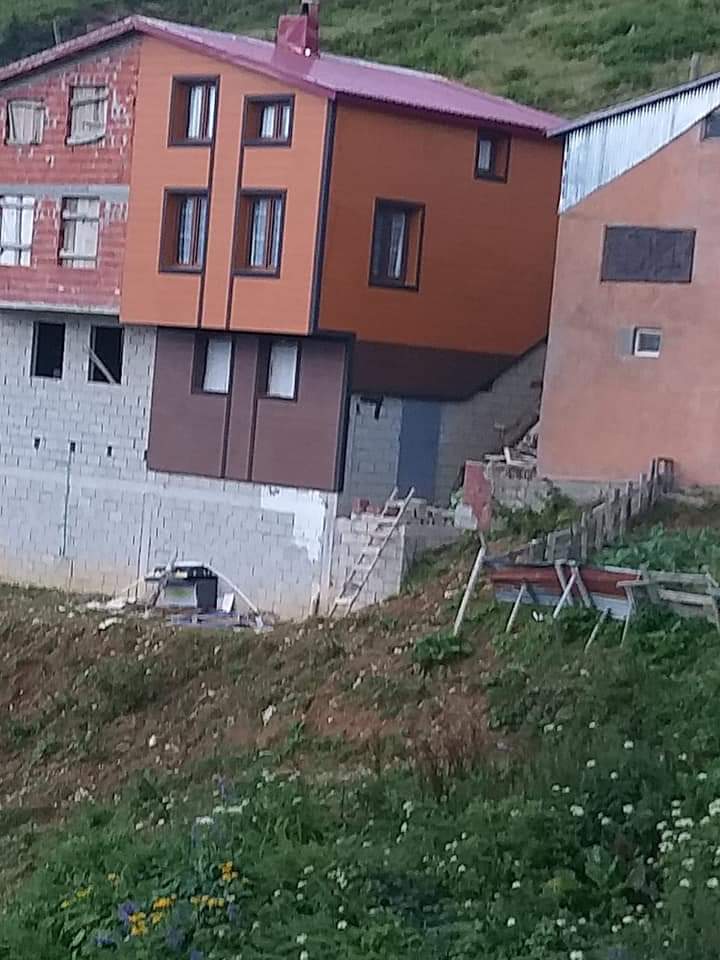 Rize Ayder Yaylası Yayla Evi